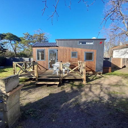 Maison Tiny House 2 Chambres Soulac A 500M Plage Экстерьер фото